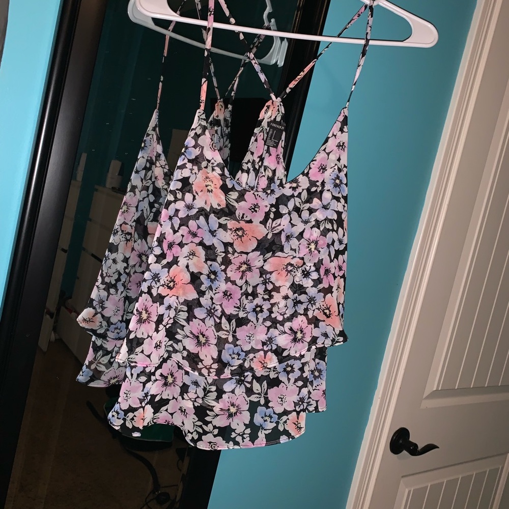 Flower ruffle tank top